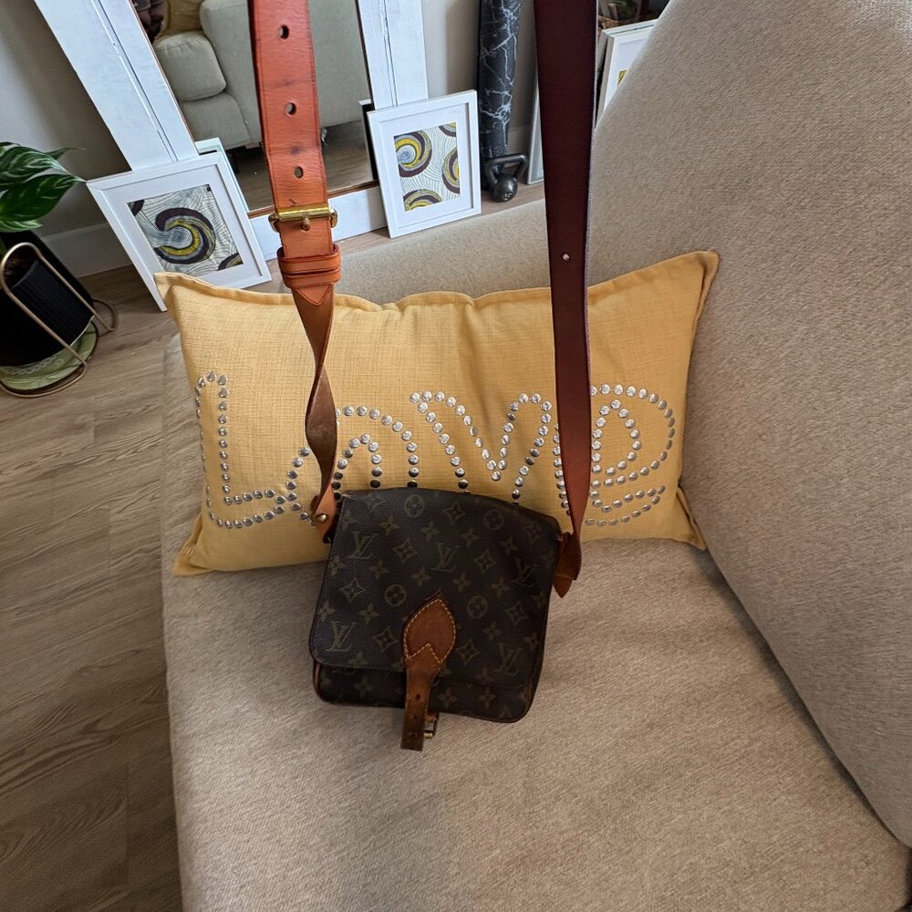 Louis Vuitton Cartouchière Monogram Crossbody – True Vintage